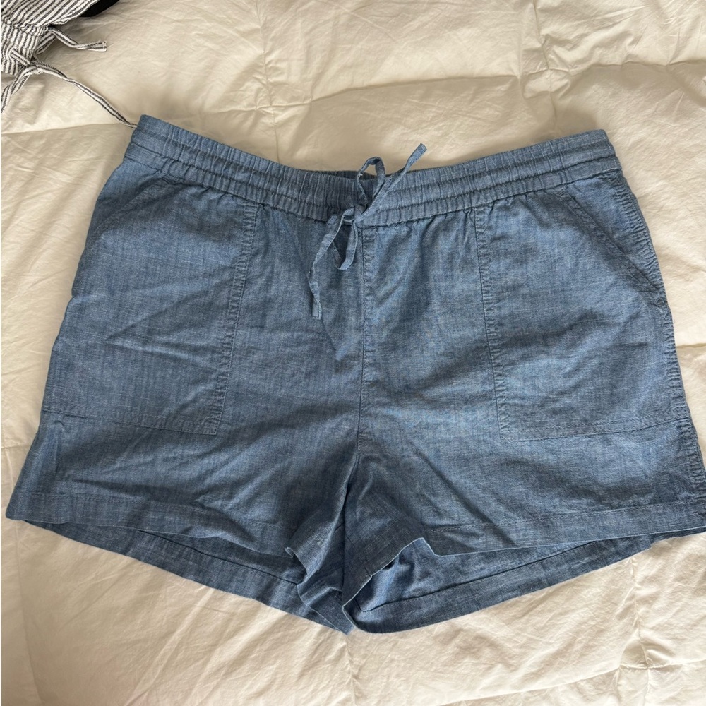 NWT J.Crew CHAMBRAY DRAWSTRING SHORT Large